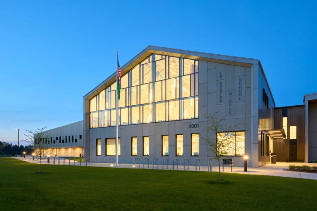 LA Center Middle School