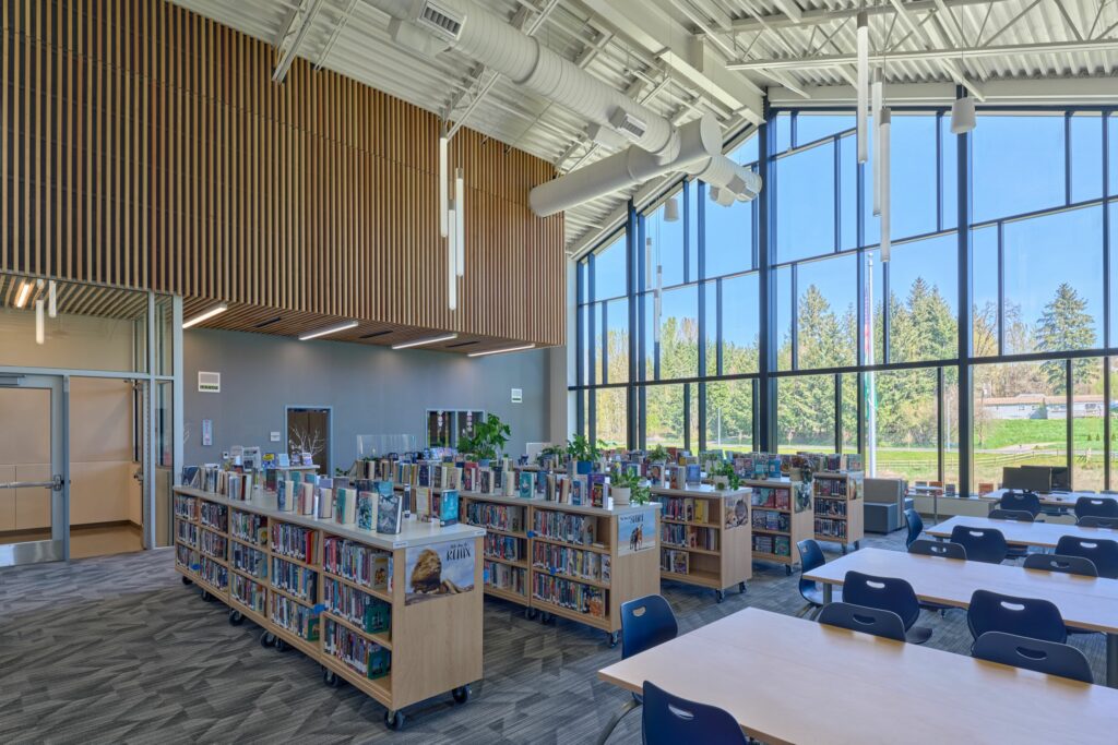 LA Center Middle School